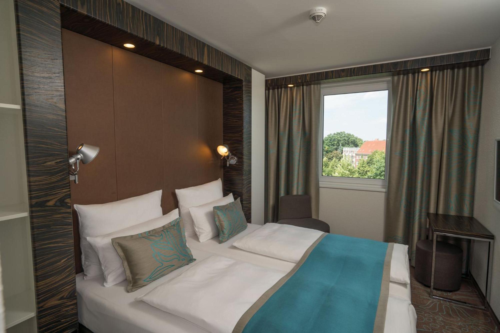 Motel One Hamburg Airport Bagian luar foto